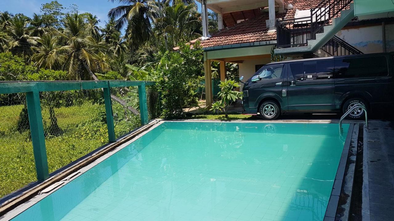 Royal Ace Unawatuna Exteriér fotografie