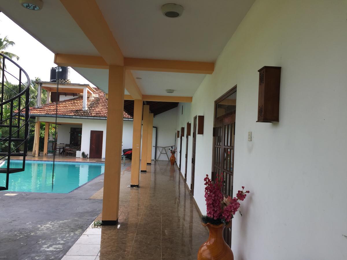Royal Ace Unawatuna Exteriér fotografie